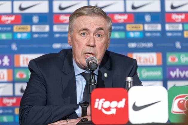 Carlo Ancelotti, coach of the Brazilian national football team, speaks to journalists at the Ritz Hotel in Washington, D.C., the capital of the United States. Carlo Ancelotti, coach of the Brazilian national football team, speaks to journalists at the Ritz Hotel in Washington, D.C., the capital of the United States. WASHINGTON DC United States Copyright: xWilliamxVolcov BrazilxPhotoxPresx