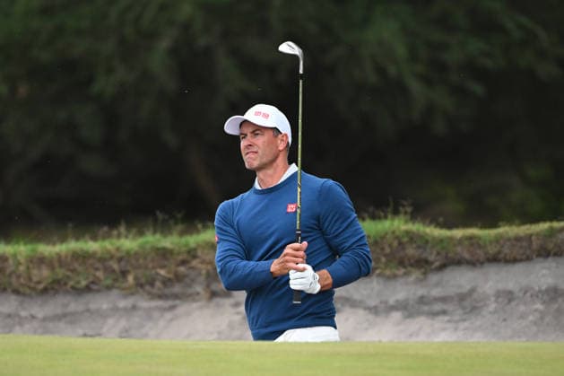 GOLF AUSTRALIAN OPEN, Adam Scott of Australia looks on after playing a shot out of a bunker on the 3rd hole during round three of the Australian Open Golf tournament at the Royal Melbourne Golf Club in Melbourne, Saturday, December 6, 2025. ( NO ARCHIVING, EDITORIAL USE ONLY MELBOURNE VICTORIA AUSTRALIA  Copyright: xJAMESxROSSx 20251206165135646654