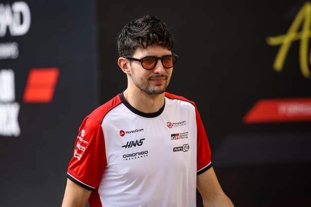 F1 - ABU DHABI GRAND PRIX 2025 OCON Esteban (fra), Haas F1 Team VF-25, portrait during the 2025 Formula 1 Abu Dhabi Grand Prix, 24th round of the 2025 FIA Formula One World Championship, WM, Weltmeisterschaft from December 05 to 07, 2025 on the Yas Marina Circuit, in Abu Dhabi, United Arab Emirates - Abu DhabiUnited Arab Emirates  Copyright: xXavixBonillax