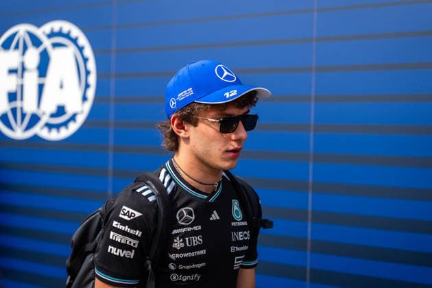 Formula 1 Abu Dhabi Grand Prix in Abu Dhabi, UAE - 06 Dec 2025 Mercedes-AMG PETRONAS F1 Team s Italian driver Andrea Kimi Antonelli seen in the paddock of the Formula 1 Abu Dhabi Grand Prix 2025 at Yas Marina Circuit. Abu Dhabi United Arab Emirates Copyright: xLucaxMartinix xSOPAxImagesx LMB02112