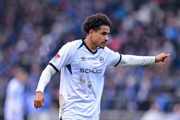 06.12.2025, Fussball, 2. Bundesliga, 15. Spieltag Saison 2025 2026, VfL Bochum - DSC Arminia Bielefeld, Monju Momuluh (DSC Arminia Bielefeld) xRHR-FOTO TKx
