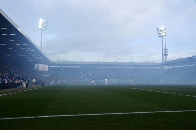 Rauchschwaden im Stadion nach dem zünden von Pyrotechnik 06.12.2025, Fussball 2. Bundesliga, Saison 2025 2026, 15. Spieltag, VfL Bochum - Arminia Bielefeld DFL regulations prohibit any use of photographs as image sequences and or quasi-video Bochum Vonovia Ruhrstadion Nordrhein Westfalen Deutschland