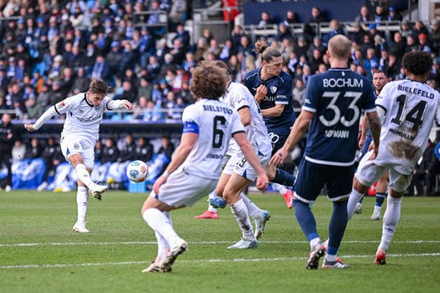 06.12.2025, Fussball, 2. Bundesliga, 15. Spieltag Saison 2025 2026, VfL Bochum - DSC Arminia Bielefeld, xRHR-FOTO TKx
