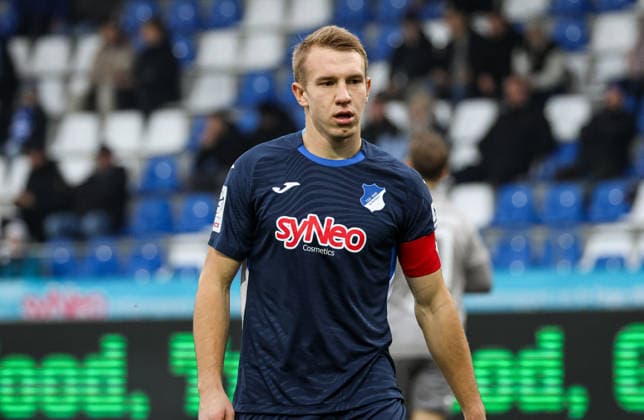 Deutschland: 3. Liga 2025 26, 17. Spieltag - TSG Hoffenheim II vs SSV Jahn Regensburg, Dietmar-Hopp-Stadion (Sinsheim): Valentin¯Lässig Valentin¯Laessig, (TSG¯1899¯Hoffenheim¯II, 6) Sinsheim Dietmar-Hopp-Stadion Baden-Württemberg Deutschland Copyright: xBenedictxChristx