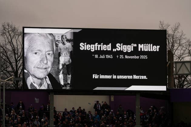 Deutschland: Fussball 3. Bundesliga Saison 2025 26, 17. Spieltag - VfL Osnabrück vs SV Wehen Wiesbaden, 06.12.2025, Stadion Bremer Brücke, Osnabrück: Gedenken an Siegfried Müller Copyright: xLeonxFrickx