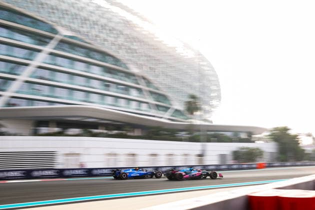 F1 - ABU DHABI GRAND PRIX 2025 55 SAINZ Carlos (spa), Williams Racing FW47, 10 GASLY Pierre (fra), Alpine F1 Team A525, action during the 2025 Formula 1 Abu Dhabi Grand Prix, 24th round of the 2025 FIA Formula One World Championship, WM, Weltmeisterschaft from December 05 to 07, 2025 on the Yas Marina Circuit, in Abu Dhabi, United Arab Emirates - Abu DhabiUnited Arab Emirates Copyright: xFLORENTxGOODENx