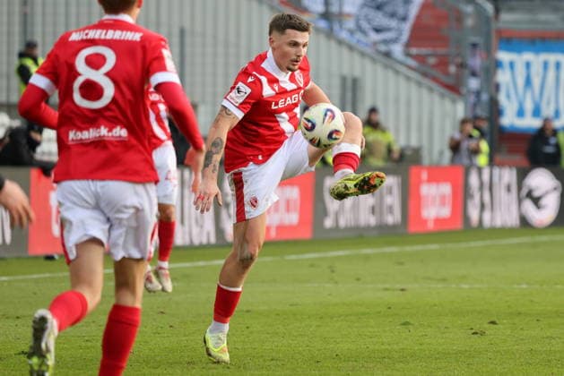 18 Erik Engelhardt (Energie Cottbus) Fussball 3. Liga 2025 2026 FC Energie Cottbus - MSV Duisburg