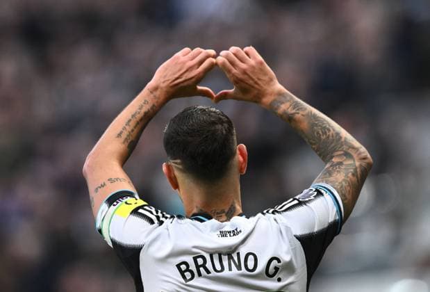 Bruno Guimaraes of Newcastle United celebrates scoring their first goal Newcastle United v Burnley, Premier League, Football, St James Park, Newcastle, UK - 06 Dec 2025Newcastle St James Park United Kingdom EDITORIAL USE ONLY No use with unauthorised audio, video, data, fixture lists, club league logos or live services. Online in-match use limited to 120 images, no video emulation. No use in betting, games or single club league player publications.  Copyright: xRichardxLee Shutterstockx 16009236as