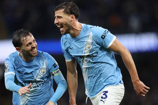 Manchester City v Sunderland - Premier League Bernardo Silva and Ruben Dias of Manchester City celebrate 1st goal during the Premier League match between Manchester City and Sunderland at Etihad Stadium on December 6, 2025 in Manchester, England. Manchester Etihad Stadium England United Kingdom Copyright: xNealxSimpson Sportsphoto APLx 14143961