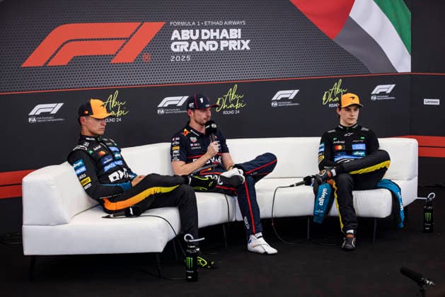 F1 - ABU DHABI GRAND PRIX 2025 NORRIS Lando (gbr), McLaren F1 Team MCL39, portrait VERSTAPPEN Max (ned), Red Bull Racing RB21, portrait PIASTRI Oscar (aus), McLaren F1 Team MCL39, portrait press conference, PK, Pressekonferenz during the 2025 Formula 1 Abu Dhabi Grand Prix, 24th round of the 2025 FIA Formula One World Championship, WM, Weltmeisterschaft from December 05 to 07, 2025 on the Yas Marina Circuit, in Abu Dhabi, United Arab Emirates - Abu DhabiUnited Arab Emirates  Copyright: xXavixBonillax