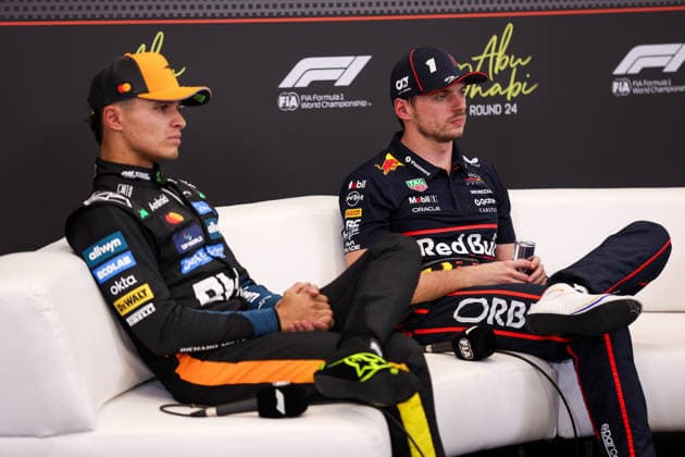 Max Verstappen of the Netherlands and Oracle Red Bull Racing and Lando Norris of Great Britain and McLaren , Qualifying, F1 Grand Prix of Abu Dhabi, am 06. December 2025 in Abu Dhabi, United Arab Emirates. (Foto von Diogo Cardoso DeFodi Images) Max Verstappen of the Netherlands and Oracle Red Bull Racing and Lando Norris of Great Britain and McLaren , Qualifying, F1 Grand Prix of Abu Dhabi, Yas Marina Circuit on December 6, 2025 in Abu Dhabi, United Arab Emirates. (Photo by Diogo Cardoso DeFodi Images)