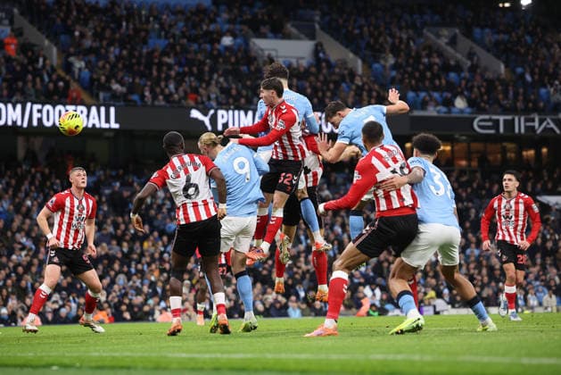 Manchester City v Sunderland 06 December 2025, Manchester - Premier League Football - Manchester City v Sunderland. Josko Gvardiol of Manchester City scores their second goal to make the score 2-0 (photo by Daniel Chesterton) Manchester UK Copyright: xDanielxChestertonxOffside