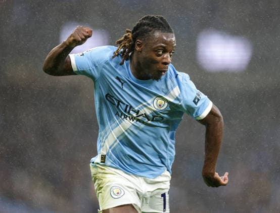 6th December 2025; Etihad Stadium, Manchester, Lancashire, England; Premier League Football, Manchester City versus Sunderland; Jeremy Doku of Manchester City  RogerxEvans