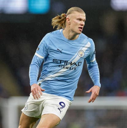 6th December 2025; Etihad Stadium, Manchester, Lancashire, England; Premier League Football, Manchester City versus Sunderland; Erling Haaland of Manchester City  RogerxEvans
