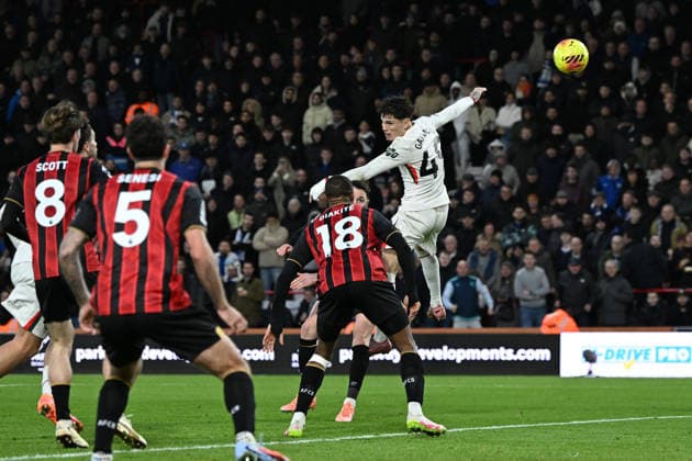 Bournemouth v Chelsea Premier League 06 12 2025. Alejandro Garnacho (49) of Chelseaheads a shot at goal during the Premier League match between Bournemouth and Chelsea at the Vitality Stadium, Bournemouth, England on 6 December 2025. Bournemouth Vitality Stadium Dorset England Editorial use only DataCo restrictions apply See www.football-dataco.com , Copyright: xGrahamxHuntx PSI-23351-0068