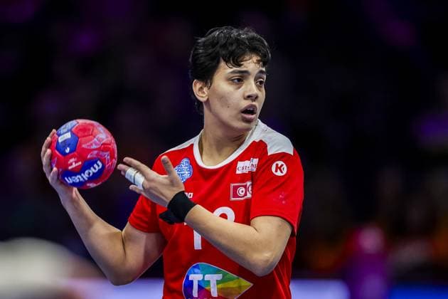 ROTTERDAM , 06-12-2025 , Rotterdam Ahoy , Womens World Championship, WM, Weltmeisterschaft Handball 2025 , match between Austria and Tunisia , picture shows Tunisia player Salma Ben Hassine Austria - Tunisia (women)  x32377031x Copyright: