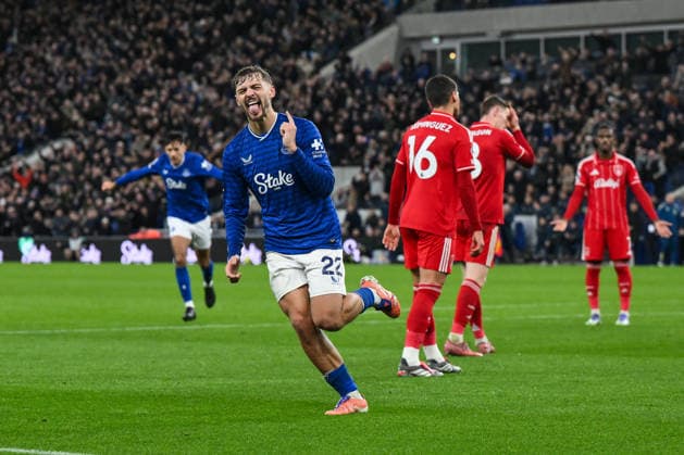 Liverpool, England, 6th December 2025. Kiernan Dewsbury-Hall of Everton celebrates his goal to make it 3-0. during the Everton vs Nottingham Forest Premier League match at Hill Dickinson Stadium, Liverpool. Picture credit should read: Craig Thomas Sportimage EDITORIAL USE ONLY. No use with unauthorised audio, video, data, fixture lists, club league logos or live services. Online in-match use limited to 120 images, no video emulation. No use in betting, games or single club league player publications. SPI_050_CT_EVERTON_V_NOTTINGHAM_FOREST SPI-4353-0050