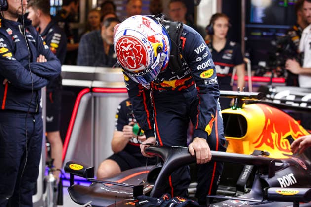 F1 - ABU DHABI GRAND PRIX 2025 VERSTAPPEN Max (ned), Red Bull Racing RB21, portrait during the 2025 Formula 1 Abu Dhabi Grand Prix, 24th round of the 2025 FIA Formula One World Championship, WM, Weltmeisterschaft from December 05 to 07, 2025 on the Yas Marina Circuit, in Abu Dhabi, United Arab Emirates - Abu DhabiUnited Arab Emirates  Copyright: xXavixBonillax