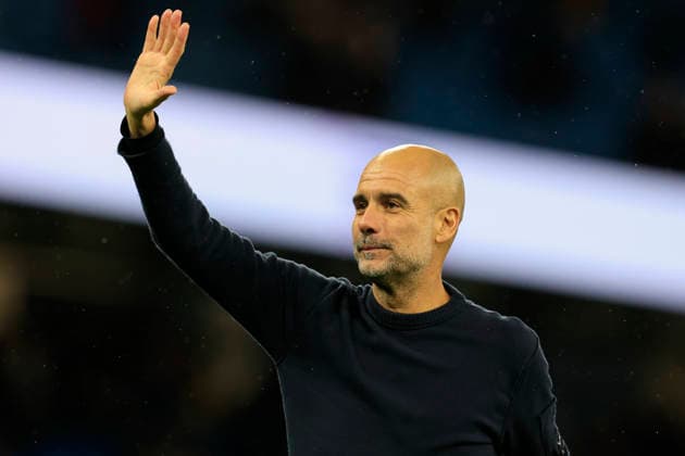 Manchester City v Sunderland Premier League 06 12 2025. Pep Guardiola the Manchester City manager acknowledges the fans at the end of the Premier League match between Manchester City and Sunderland at the Etihad Stadium, Manchester, England on 6 December 2025. Manchester Etihad Stadium Manchester England Editorial use only DataCo restrictions apply See www.football-dataco.com , Copyright: xConorxMolloyx PSI-23347-0056
