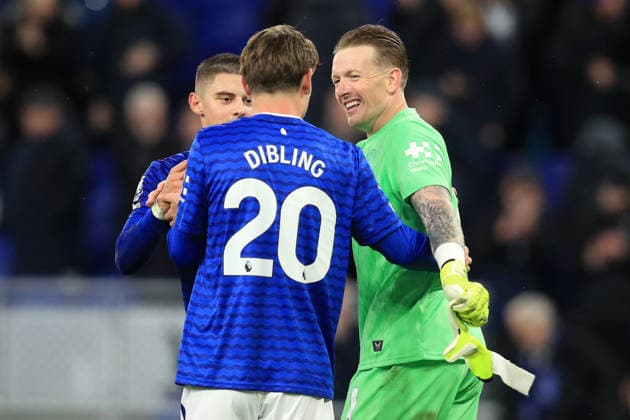 6th December 2025; Hill Dickinson Stadium, Liverpool, England; Premier League Football, Everton versus Nottingham Forest; Everton goalkeeper Jordan Pickford celebrates with Tyler Dibling at full time  DavidxBlunsden