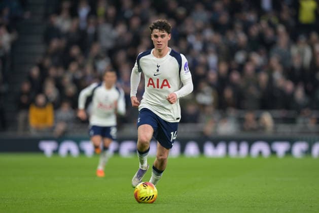 Spurs vs Brentford, Premier League Archie Gray of Tottenham Hotspur during the Spurs vs Brentford, Premier League match at the Tottenham Hotspur Stadium London. London Tottenham Hotspur Stadium UK Copyright: xMartinxDaltonx Spurs_vs_Brentford_061225_MD_279