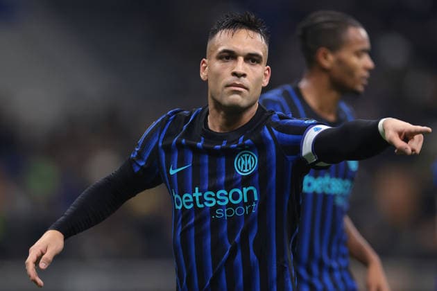 Milan, Italy, 6th December 2025. Lautaro Martinez of FC Internazionale reacts during the Internazionale vs Como 1907 Serie A match at Giuseppe Meazza, Milan. Picture credit should read: Jonathan Moscrop Sportimage EDITORIAL USE ONLY. No use with unauthorised audio, video, data, fixture lists, club league logos or live services. Online in-match use limited to 120 images, no video emulation. No use in betting, games or single club league player publications. SPI_031_JM_INTER_COMO SPI-4322-0031