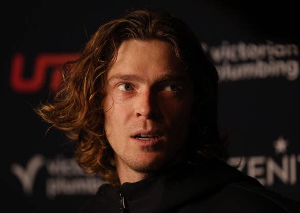 Victoria Plumbing UTS Grand Final, Copperbox Arena, London, UK - 06 12 2025 Andrey Rublev during his post match interview following his win in the UTS Grand Final in London against Alex de Minaur (AUS) London Copper Box Arena London GBR Copyright: xMarkxGreenwoodx