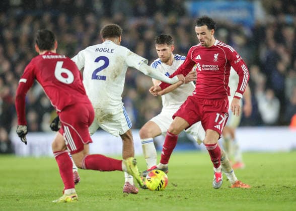 Premier League Leeds United v Liverpool Curtis Jones of Liverpool in action during the Premier League match Leeds United vs Liverpool at Elland Road, Leeds, United Kingdom, 6th December 2025 (Photo by Richard Bierton News Images) Leeds Elland Road West Yorkshire United Kingdom Copyright: xRichardxBierton NewsxImagesx