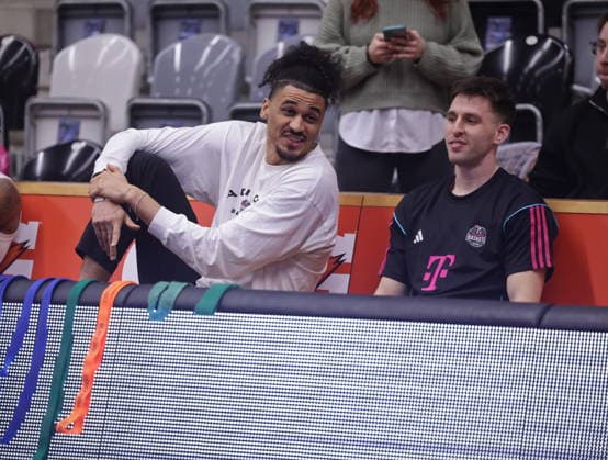 Jonathan Bähre (Baehre), Grayson Murphy Telekom Baskets Bonn vs. NINERS Chemnitz 9. Speiltag - Saison 2025 26