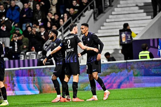 FOOTBALL : Toulouse vs Strasbourg - 15eme Journee de Ligue 1 McDonald S - Toulouse - 06 12 2025 But et joie Emersonn (tfc) Toulouse  Copyright: xThierryxBretonx