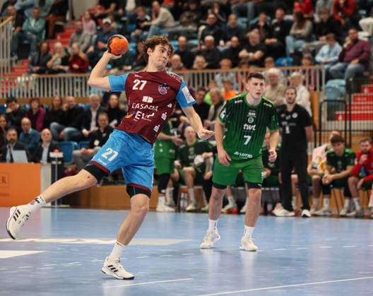 GER HBL2 Saison 2025 2026 VfL Potsdam vs EULEN Ludwigshafen, 06.12.25, MBS Arena, Potsdam Nils FUHRMANN (1.VfL Potsdam 27), Siebenmeter, Strafwurf