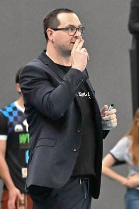 GER; 1.VBL, SVG Lueneburg vs WWK Volleys Herrsching 06.12.2025, LKH Arena, Lueneburg, GER; 1. VBL, SVG Lueneburg vs WWK Volleys Herrsching im Bild Trainer Thomas Ranner (Herrsching)