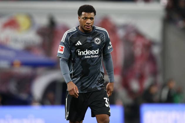 06.12.2025, xtgx, Fussball 1.Bundesliga, RB Leipzig - Eintracht Frankfurt v.l. Jessic Ngankam (Eintracht Frankfurt) (DFL DFB REGULATIONS PROHIBIT ANY USE OF PHOTOGRAPHS as IMAGE SEQUENCES and or QUASI-VIDEO) Leipzig