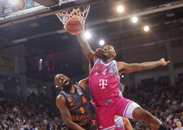 Jeff Garrett Telekom Baskets Bonn vs. NINERS Chemnitz 9. Speiltag - Saison 2025 26