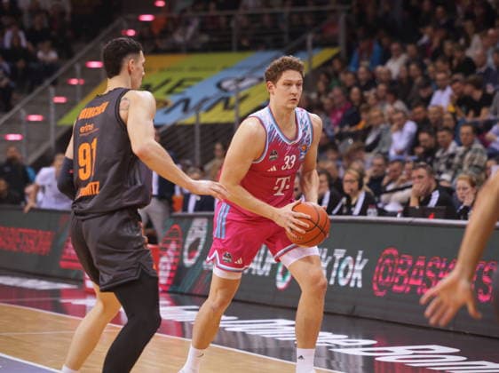 Patrick Heckmann Telekom Baskets Bonn vs. NINERS Chemnitz 9. Speiltag - Saison 2025 26