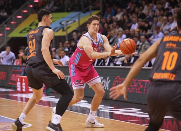 Patrick Heckmann Telekom Baskets Bonn vs. NINERS Chemnitz 9. Speiltag - Saison 2025 26