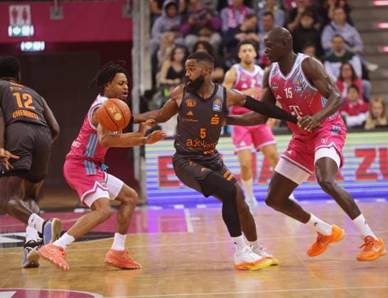 Telekom Baskets Bonn vs. NINERS Chemnitz 9. Speiltag - Saison 2025 26
