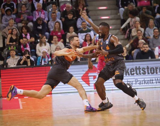 Telekom Baskets Bonn vs. NINERS Chemnitz 9. Speiltag - Saison 2025 26