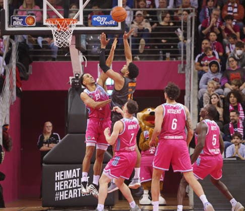 Telekom Baskets Bonn vs. Kostja Mushidi NINERS Chemnitz 9. Speiltag - Saison 2025 26