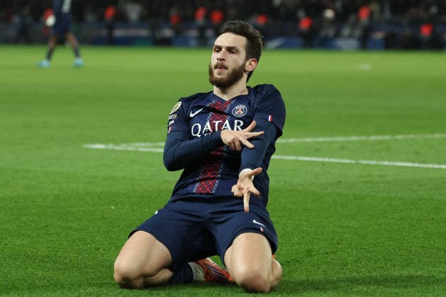 FBL-FRA-LIGUE1-Paris Saint Germain - Stade Rennes Khvicha Kvaratskhelia (Paris Saint-Germain) celebrate the goal during the French L1 football match between Paris Saint-Germain (PSG) an Stade Rennes at Parc des Princes Paris ,France, on December 06, 2025. Copyright: JoaquimxFerreira