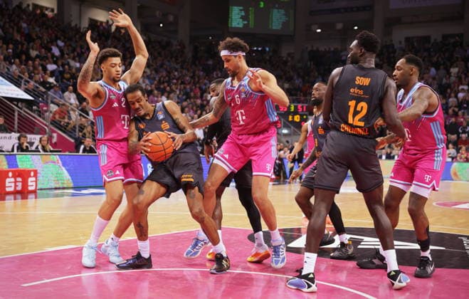 Telekom Baskets Bonn vs. Kevin Yebo NINERS Chemnitz 9. Speiltag - Saison 2025 26