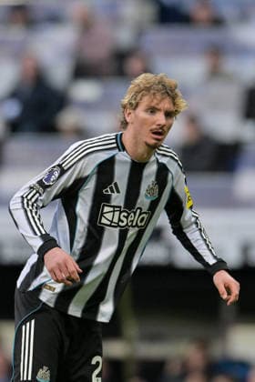 Newcastle United v Burnley - Premier League Nick Woltemade of Newcastle United plays during the Premier League match between Newcastle United and Burnley at St. James s Park in Newcastle, United Kingdom, on December 6, 2025. Newcastle Tyne and Wear United Kingdom  Copyright: xMIxNewsx originalFilename:fletcher-newcastl251206_npE5p.jpg