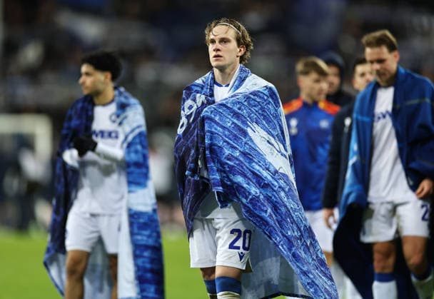 06.12.2025, Fussball 2. Bundesliga, SV Darmstadt 98 - Karlsruher SC, emonline, emspor, despor, v.l., David Herold (Karlsruher SC) enttaeuscht, enttaeuscht schauend, dissapointed, traurig, frustiert, frust, gefrustet, frustrated DFL DFB REGULATIONS PROHIBIT ANY USE OF PHOTOGRAPHS AS IMAGE SEQUENCES AND OR QUASI-VIDEO. xdcx