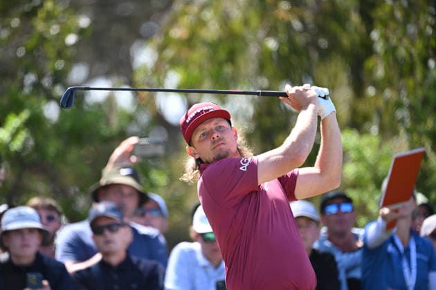 GOLF AUSTRALIAN OPEN, Cameron Smith of Australia tee™s off on hole 15 during round four of the Australian Open Golf tournament at the Royal Melbourne Golf Club in Melbourne, Sunday, December 7, 2025. ( NO ARCHIVING, EDITORIAL USE ONLY MELBOURNE VICTORIA AUSTRALIA  Copyright: xJAMESxROSSx 20251207156510798471
