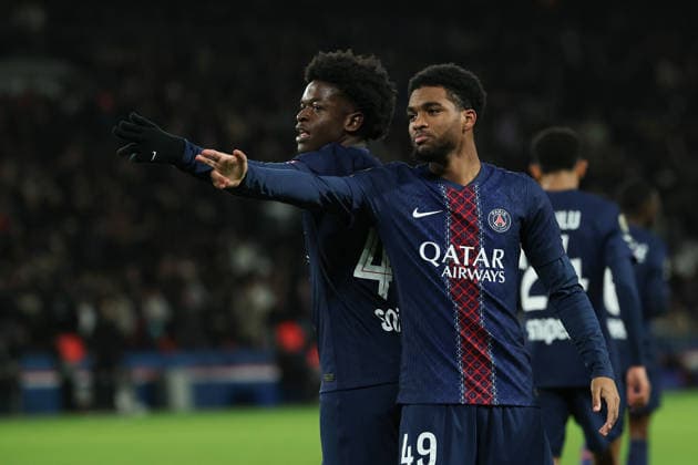 FBL-FRA-LIGUE1-Paris Saint Germain - Stade Rennes Quentin Ndjantou (Paris Saint-Germain) and Ibrahim Mbaye (Paris Saint-Germain) celebrates after scoring a goal during the French L1 football match between Paris Saint-Germain (PSG) an Stade Rennes at Parc des Princes Paris ,France, on December 06, 2025. Copyright: JoaquimxFerreira
