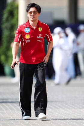Zhou Guanyu , Race, F1 Grand Prix of Abu Dhabi, am 07. December 2025 in Abu Dhabi, United Arab Emirates. (Foto von Diogo Cardoso DeFodi Images) Zhou Guanyu , Race, F1 Grand Prix of Abu Dhabi, Yas Marina Circuit on December 7, 2025 in Abu Dhabi, United Arab Emirates. (Photo by Diogo Cardoso DeFodi Images)