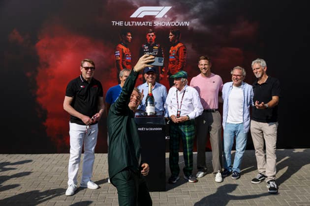 F1 - ABU DHABI GRAND PRIX 2025 Mika Hakkinen, Nico Rosberg, Alain Prost, Emerson Fittipaldi, Jackie Steward, Jenson Button, Jaques Villenueve, Damon Hill world champions Moet & Chandon during the 2025 Formula 1 Abu Dhabi Grand Prix, 24th round of the 2025 FIA Formula One World Championship, WM, Weltmeisterschaft from December 05 to 07, 2025 on the Yas Marina Circuit, in Abu Dhabi, United Arab Emirates - Abu DhabiUnited Arab Emirates Copyright: xXavixBonillax