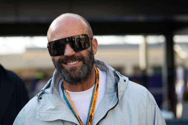 Jason Statham (Schauspieler), UAE, Formel 1 Weltmeisterschaft, Abu Dhabi Grand Prix, Yas Marina Circuit, Rennen, 07.12.2025 UAE, Formel 1 Weltmeisterschaft, Abu Dhabi Grand Prix, Yas Marina Circuit, Rennen, 07.12.2025 Yas Marina Island Copyright: xEibner-Pressefoto Memmlerx EP_MMR