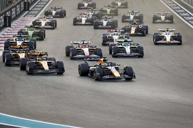 ABU DHABI - Max Verstappen (Red Bull Racing) in action during the start at the Yas Marina Circuit during the Abu Dhabi Grand Prix. ANP SANDER KONING xVIxANPxSportx xxANPxIVx 544172813 originalFilename: 544172813.jpg