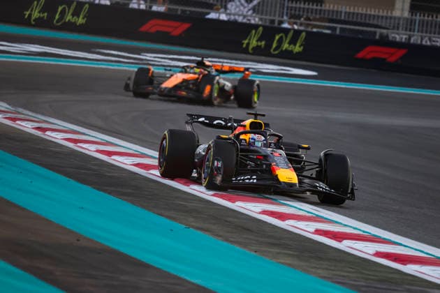 F1 - ABU DHABI GRAND PRIX 2025 01 VERSTAPPEN Max (nld), Red Bull Racing RB21, action during the 2025 Formula 1 Abu Dhabi Grand Prix, 24th round of the 2025 FIA Formula One World Championship, WM, Weltmeisterschaft from December 05 to 07, 2025 on the Yas Marina Circuit, in Abu Dhabi, United Arab Emirates - Abu DhabiUnited Arab Emirates  Copyright: xFLORENTxGOODENx